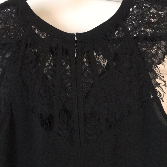 Lace Inset Blouse - Picture 3 of 4
